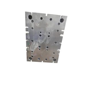 Pièces moulées par injection plastique OEM, fabricant de moules en plastique ABS pour le traitement par injection avec service de découpe - Product Image 2