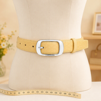 Ceinture en cuir personnalisée Carosung pour femme, motif Seigaiha jaune chic, avec boucle argentée