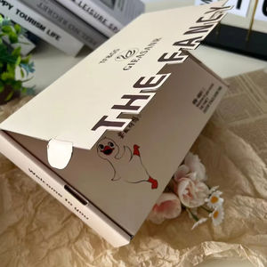 ショッピングのために両側に開くことができるピンクのメーリングボックスロゴ付きカスタムメイドの中空クラフト包装ボックス - Product Image 5