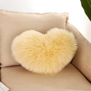 Oreiller en peluche en forme de cœur de qualité supérieure, très vendu, pour la maison/le bureau - Product Image 4