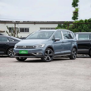 Offre Spéciale Volkswagen <span class=keywords><strong>Touran</strong></span> L Essence 7 Places MPV 280TSI DSG Version Confort Haute Performance Véhicule à Essence Nouveau - Product Image 4