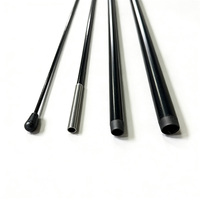 Fabrik-Flaggenmast-Set: Federfahnenmast, Tropfenform, Rechteckig, Strand- und Stand-/Basis-Federfahnenmasten, Riesenfahnenmasten aus Fiberglas und Aluminium