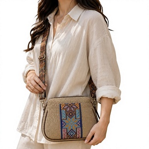 Bolso Bandolera de Lujo Personalizado, Bolso de Rafia Tejida con Bordado Geométrico de Jaipur, Correa Ancha Tipo Guitarra, Bolso de Mano para Mujer - Product Image 6
