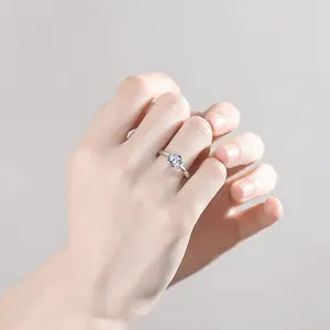 Klasik Cutoff pernikahan enam cakar A Moissanite S925 cincin perak Sterling