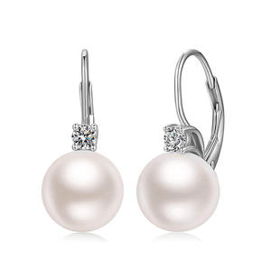 Pendientes de Perlas Cultivadas en Oro Blanco E3413, Forma Redonda AAA, Engaste de Garra, Joyería Clásica de Boda para Mujer - Product Image 3