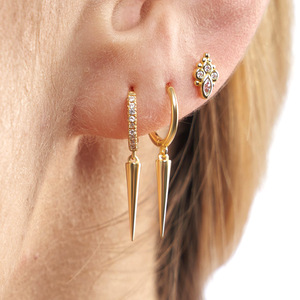 Pendientes de <span class=keywords><strong>aro</strong></span> con punta de cobre chapados en oro piramidal para mujer, puntos vanguardistas para salidas a discoteca - Product Image 2