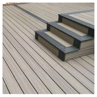 Planches de terrasse en composite WPC imperméables à haute résistance, à grain de bois brossé, à emboîtement, pour terrasse extérieure, balcon