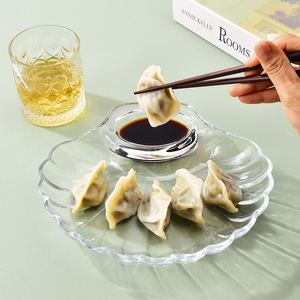 Wishome <span class=keywords><strong>Assiette</strong></span> à raviolis <span class=keywords><strong>en</strong></span> <span class=keywords><strong>verre</strong></span> <span class=keywords><strong>en</strong></span> forme de coquille avec <span class=keywords><strong>compartiment</strong></span> intégré pour sauce, plat de service élégant pour raviolis et apéritifs - Product Image 4