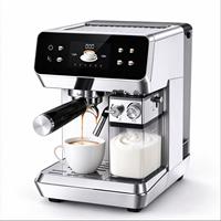 Machine à expresso 20 bars avec écran tactile, mousseur à lait automatique, réservoir d'eau amovible pour la préparation d'expresso, de latte et de cappuccino