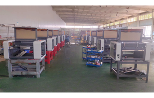 9060 1060 1080 Graveur Laser 1000*600mm Co2 Coupe Gravure Machine Ruida Contrôle Glissière Intérieure Guide Rail Module Pompe À Air - Product Image 6