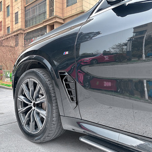 บีเอ็มดับเบิลยู X5 G05 Lci M Sport 2023 สติ๊กเกอร์ติดช่องระบายอากาศแบบพิเศษ สีดำเปียโน ลายคาร์บอนไฟเบอร์ แบบมีกาวในตัว - Product Image 1
