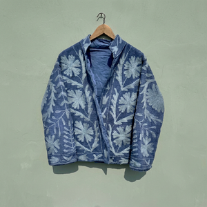 Chaqueta de Algodón Azul Premium Hecha a Mano, Unisex, para Otoño e Invierno, Elegante, de Manga Larga, Abertura Frontal, Cuello Alto - Product Image 3