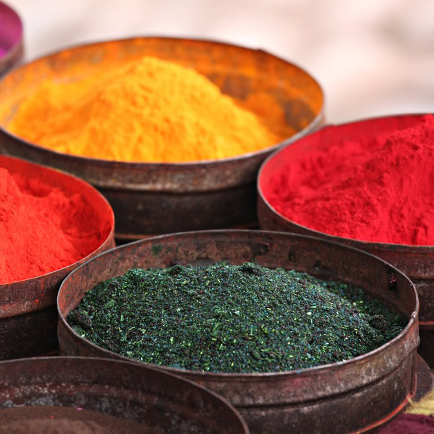 Красители животного происхождения. Пигменты для красок. Коричневый пигмент. Анилиновые пигменты. Природные пигменты для производства красок.