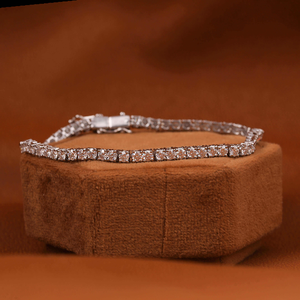 Sparkling 925 Sterling <b>Silver</b> Moissanite Link <b>Bracelet</b> Luxury Jewelry Accessory for Trendsetters and Gift Giving - Product Image 1