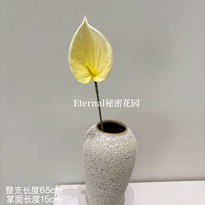 Fleur artificielle d'Anthurium Secret Garden, branche unique en plastique et tissu, pour décorations de mariage et fête des Mères - Product Image 4