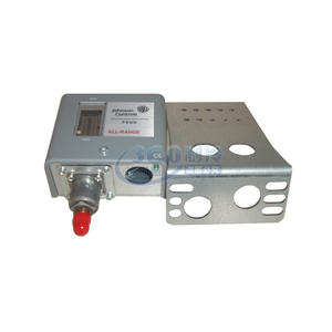 Interruptor de Presión Johnson Controls 025-32952-000, Pieza para Compresor de Refrigeración de Rango Completo, Rosca G1/2, Aleación de Aluminio, IP54 - Product Image 1