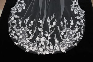 Voiles de mariée longs V1565W2-1, voiles de mariée classiques et voiles de mariée avec appliques en dentelle - Product Image 4