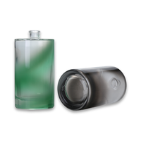 Logo personnalisé Nouvelle bouteille en verre de parfum rechargeable Bouteille en verre transparent vert Bouteille d'huile d'essence de parfum de luxe