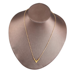 Vente en gros Collier pendentif animal personnalisé Pendentif tête <span class=keywords><strong>de</strong></span> <span class=keywords><strong>cerf</strong></span> Offre Spéciale Accessoires mignons Collier bijoux unisexe plaqué or 18 carats - Product Image 2