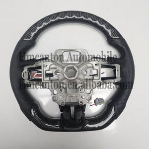 Volante de Cuero Perforado de Fibra de Carbono Nuevo para Ford Mustang - Product Image 4