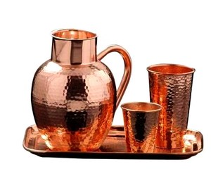 Lot de 5 décorations de mariage élégantes en cuivre Pichet à citron en diamant martelé à la main 4 verres Pichet à rose élégant Design pour mariages - Product Image 2