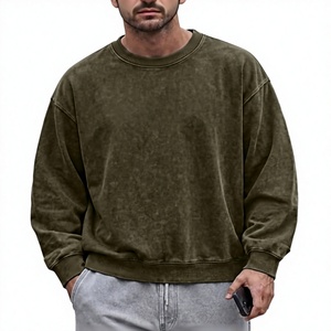 Sweat-shirt ras du cou vintage décontracté pour homme, 100 % coton, 350 GSM, délavage acide, avec logo personnalisé OEM, col et poignets côtelés, collection automne-hiver - Product Image 3