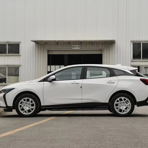 2024 SAIC per Buick Velite 6 Compact Electric White Hatchback più venduto 5 porte 5 posti 450km Trip Edition tipo di carburante ibrido <span class=keywords><strong>EV</strong></span> - Product Image 2