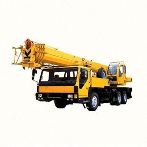Grúa Móvil Hidráulica QY25K5C, Capacidad de Elevación de 25 Toneladas, Pluma en Forma de U de 5 Secciones y 41 Metros, Alta Estabilidad, Lista para Enviar - Product Image 5