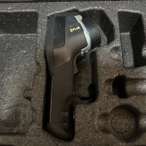กล้องถ่ายภาพความร้อน Flir E63 พร้อมบริการคลาวด์ กล้องถ่ายภาพความร้อนอินฟราเรดอุณหภูมิสูงสำหรับงานอุตสาหกรรม Flir E63 สภาพดีมือสอง - Product Image 1