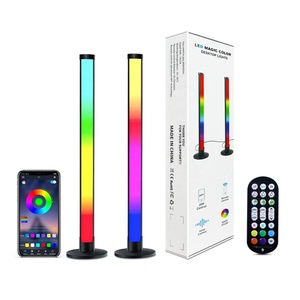 Lampe de bureau moderne avec application et télécommande, éclairage d'ambiance de bureau, lampes de chevet RGB, lumière de table musicale rythmique - Product Image 1