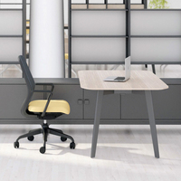 Chaise de bureau ergonomique moderne OMNI avec fonction Synchro-Tilt 90-120°, dossier en maille respirante, certifiée BIFMA pour de longues heures de travail