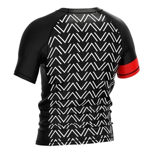 ชุดรัดรูปแห้งเร็วรุ่นใหม่ล่าสุดสำหรับผู้ชาย ชุดว่ายน้ำสำหรับกีฬาต่อสู้ ชุดรัดกล้ามเนื้อ MMA เสื้อยืดแรชการ์ด - Product Image 4