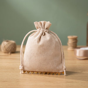 Pochette en coton avec cordon de serrage, sac de rangement rectangulaire pour bijoux avec bordure dorée, pochettes d'emballage cadeau - Product Image 1