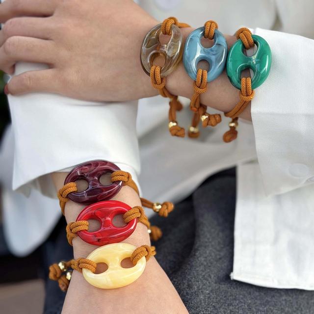 Adjustable Handmade Acrylic Resin Neutral Bracelet with Multiple Colors, Adjustable Multi-color Pig Nose Resin Bracelet