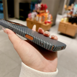 Funda magnética de fibra de carbono de alta calidad para iPhone 16 17 Pro Max, funda simple de fibra de carbono para iPhone 17 - Product Image 5