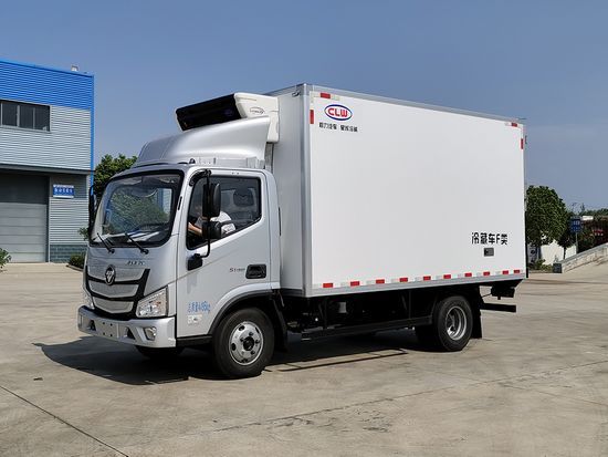 Foton Aumark 160HP 4X2 Refrigerated Box