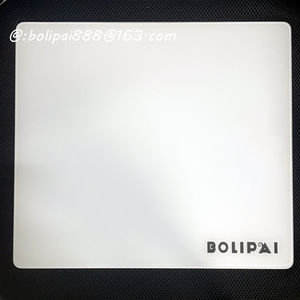 Alfombrilla de Ratón para Juegos de Vidrio Esmerilado Personalizada, Grado Esports, Borde Pulido, Tamaño e Impresión Personalizables - Product Image 3