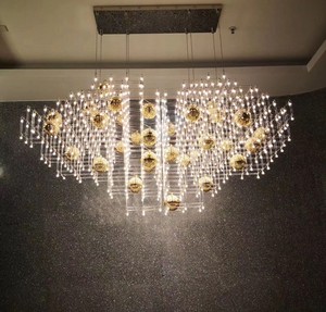 Lámpara de Araña de Cristal con Acabado Dorado, Base para Bombilla LED E26, 3500K Blanco Cálido, Control de Interruptor, Regulable, Altura Ajustable, Lámpara Colgante Grande - Product Image 1