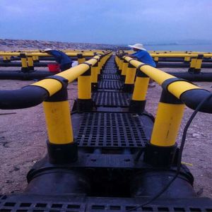 Small & Medium Size Square <b>Floating</b> <b>Fish</b> Cage Anti-corrosion Aquaculture Equipment - Product Image 4
