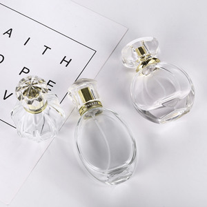 Botella de Perfume Portátil de Vidrio Vacía de 50 ml, Tipo Pulverizador, Recargable, Diseño Premium, Dispensador de Cosméticos de Alta Gama para Viaje - Product Image 2