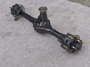 Conjunto <span class=keywords><strong>de</strong></span> eje trasero <span class=keywords><strong>de</strong></span> freno <span class=keywords><strong>de</strong></span> disco <span class=keywords><strong>de</strong></span> carga <span class=keywords><strong>de</strong></span> <span class=keywords><strong>2</strong></span> <span class=keywords><strong>toneladas</strong></span>, cualquier longitud para Triciclo <span class=keywords><strong>de</strong></span> carga eléctrica con <span class=keywords><strong>diferencial</strong></span> - Product Image 6