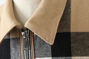 Veste <span class=keywords><strong>surchemise</strong></span> Bur Berry vintage en <span class=keywords><strong>laine</strong></span> à carreaux avec fermeture éclair, col classique, motif tartan <span class=keywords><strong>beige</strong></span> emblématique - Product Image 2