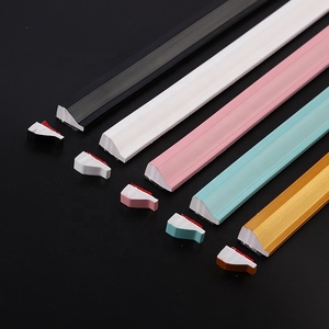 Bande adhésive pour <span class=keywords><strong>salle</strong></span> <span class=keywords><strong>de</strong></span> <span class=keywords><strong>bain</strong></span>, bande <span class=keywords><strong>de</strong></span> sol pour retenir l'eau, bande d'étanchéité pour porte <span class=keywords><strong>de</strong></span> cuisine, moulures murales pour la décoration <span class=keywords><strong>de</strong></span> la maison - Product Image 5