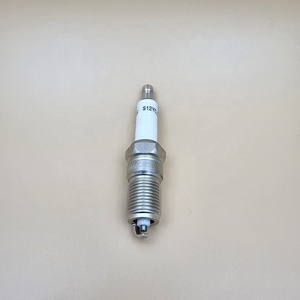 Bougie d'allumage de moto de qualité supérieure en gros RC12YC P10Y BL15Y pour pièces de moteur de moto - Product Image 5