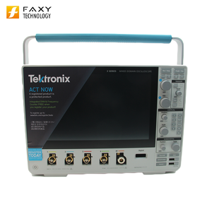 ออสซิลโลสโคปดิจิตอลแบบมิกซ์โดเมน Tektronix MDO34 3 ย่านความถี่ 100/200/350/500/1000MHz เครื่องมือวัดประสิทธิภาพสูง MDO34 3-BW-100 MDO3 - Product Image 1