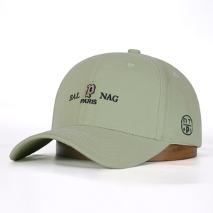 Gorra Deportiva Unisex de Color Sólido Informal para Exteriores, Gorra de Béisbol Estructurada de 6 Paneles con Etiqueta Tejida y Bordado Personalizado - Product Image 2