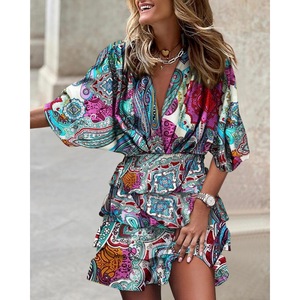 Vestido de Verano Moderno Europeo y Americano con Cintura <span class=keywords><strong>Imperio</strong></span>, Estampado Floral, Fruncido, Estilo Bohemio, Cuello en V y Dobladillo Asimétrico para Mujer - Product Image 6
