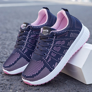 Nouvelles baskets respirantes légères pour femmes mode chaussures de course à pied plates pour les saisons de printemps et d'automne flexibles jetables - Product Image 4