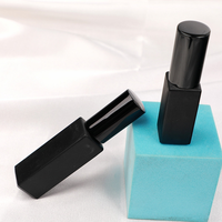 Échantillon gratuit flacon pulvérisateur en verre à brume fine 10ml vide noir mat huile essentielle de toner rectangle flacon de parfum noir rechargeable