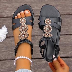 Sandales plates bohèmes à strass avec décor médaillon circulaire, bride cheville tressée et dos élastique – Chaussures d'été pour la plage - Product Image 5